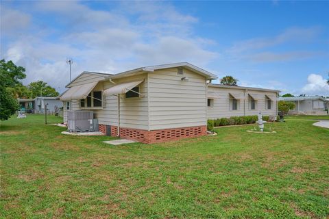 A home in LAKELAND