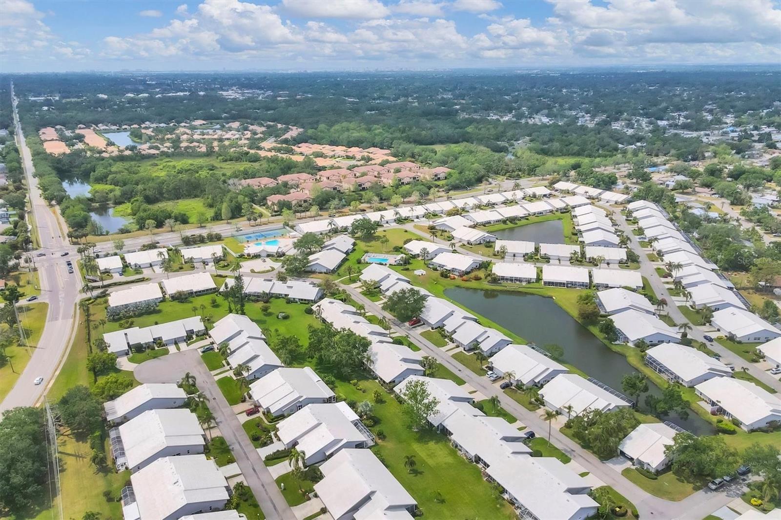 CRESTWOOD VILLAS - Residential