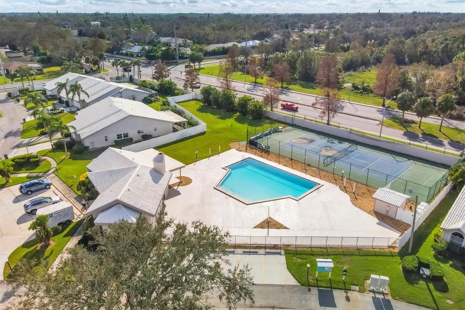 CRESTWOOD VILLAS - Residential