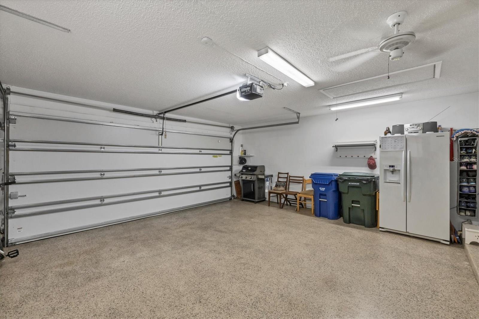 CRESTWOOD VILLAS - Residential