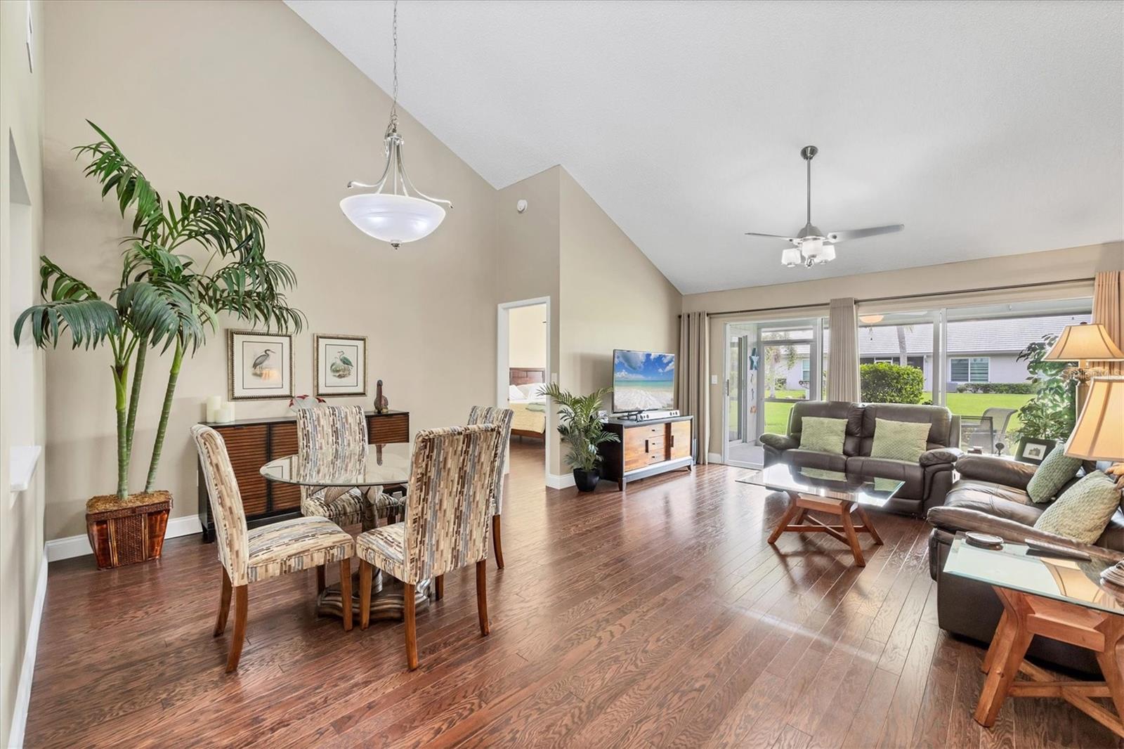 CRESTWOOD VILLAS - Residential