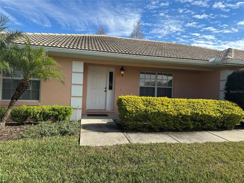 A home in AUBURNDALE