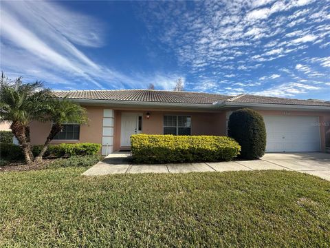 A home in AUBURNDALE