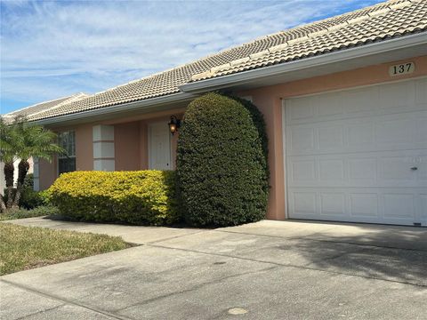 A home in AUBURNDALE