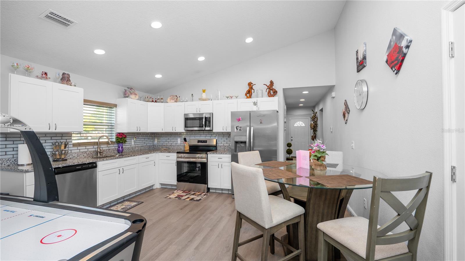 LINCOLN PARK ADD - Residential