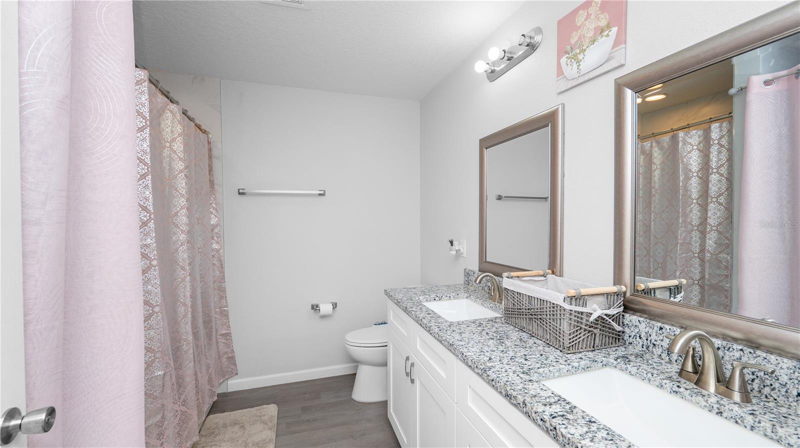 LINCOLN PARK ADD - Residential