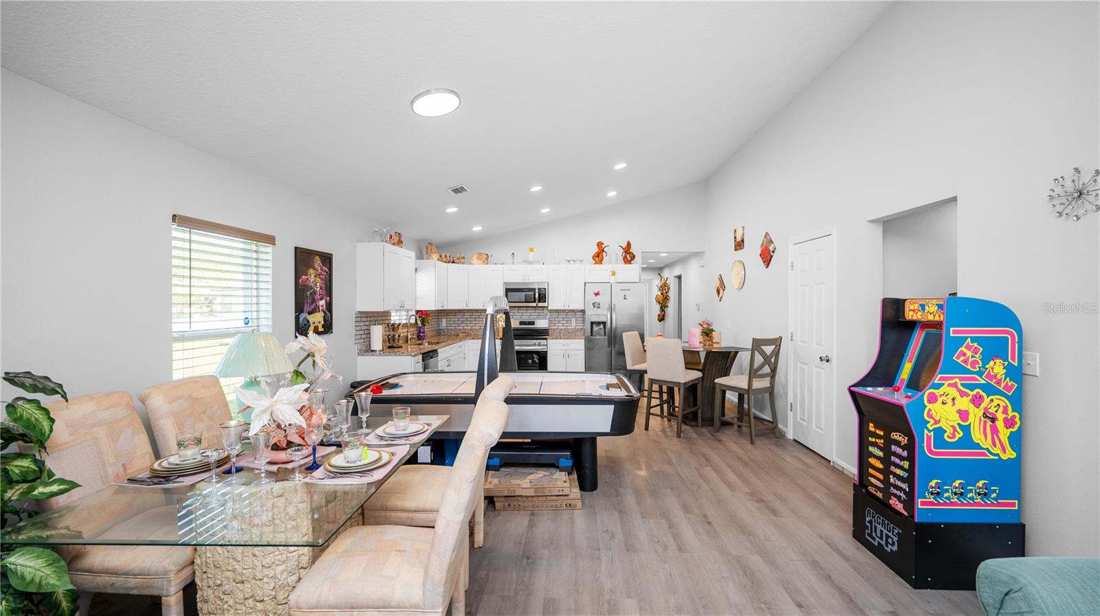 LINCOLN PARK ADD - Residential