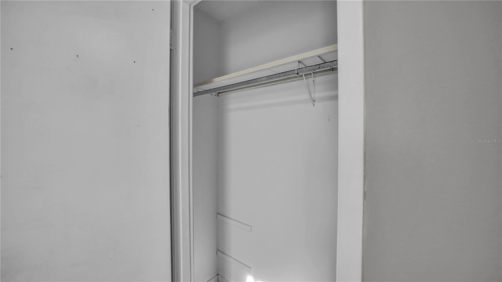 MAGNOLIA SQUARE CONDO INC - Residential Lease