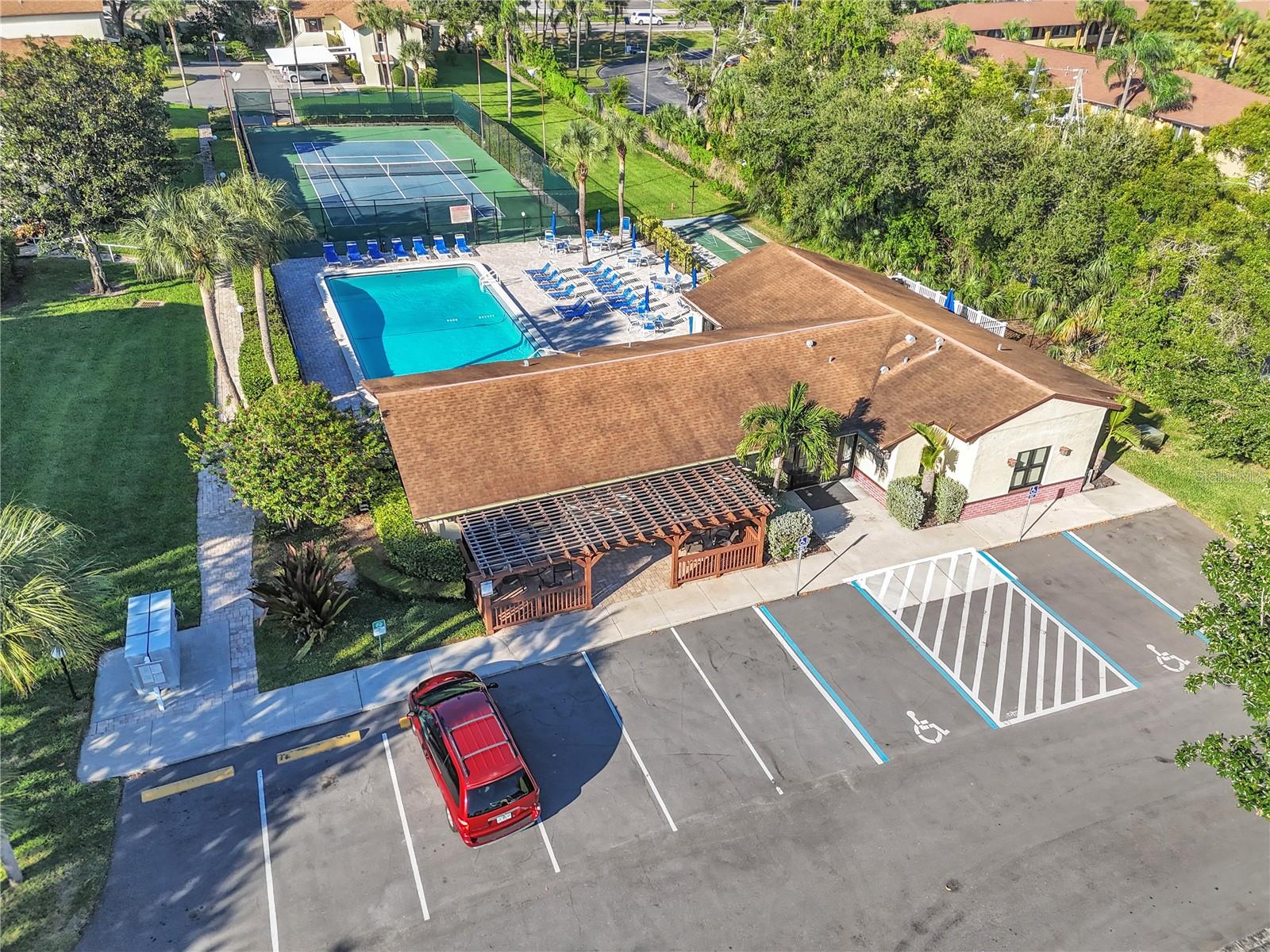 MAGNOLIA SQUARE CONDO INC - Residential Lease