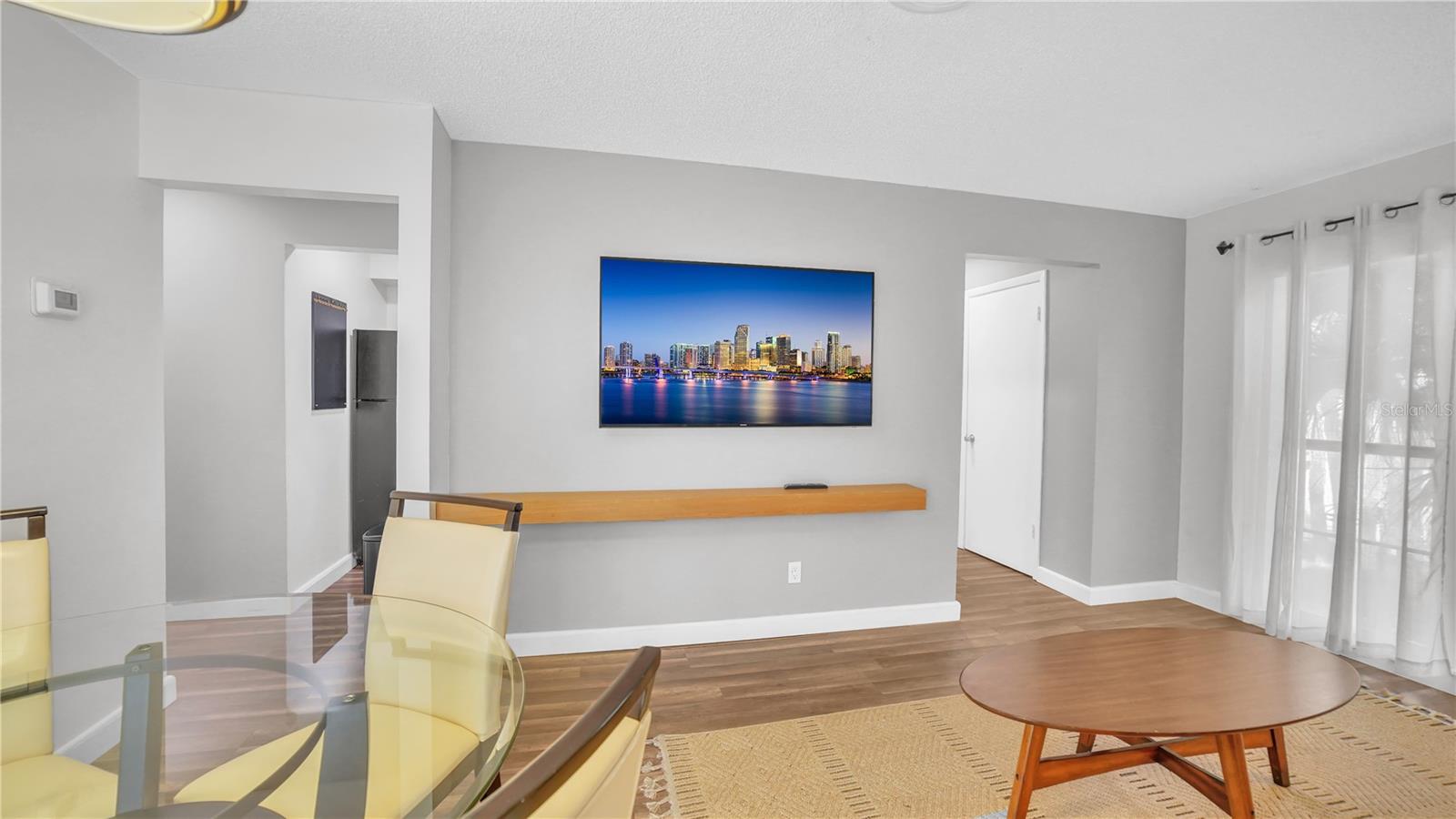 MAGNOLIA SQUARE CONDO INC - Residential Lease