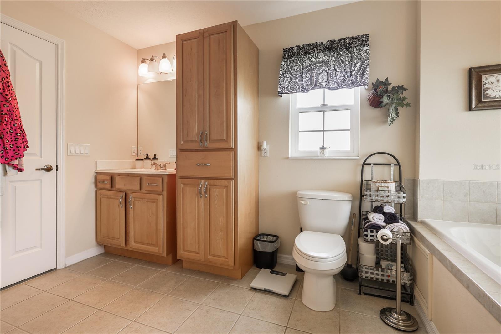 MEADOWLAND ESTATE - Residential