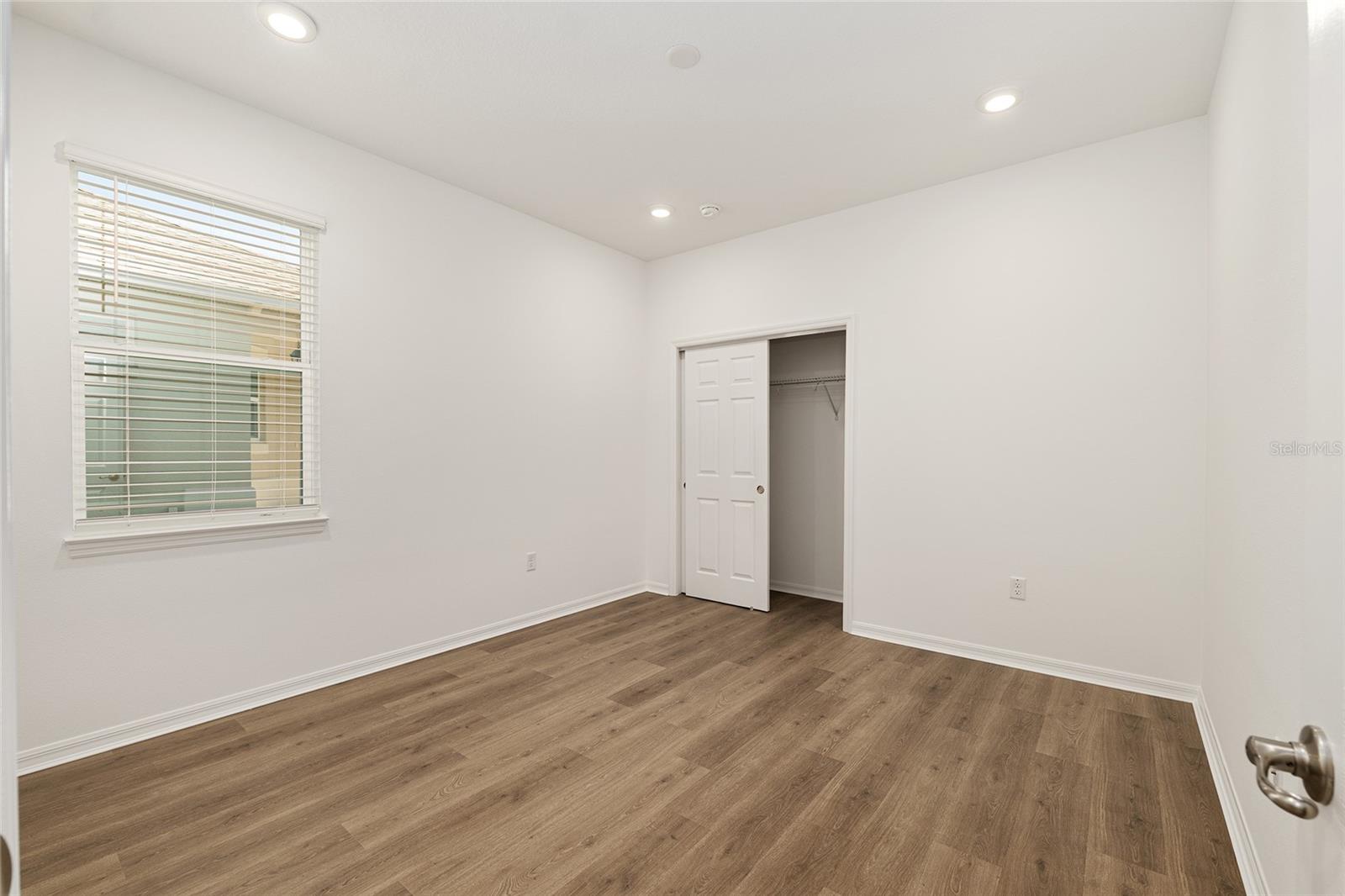 ON TOP OF THE WORLD - Residential