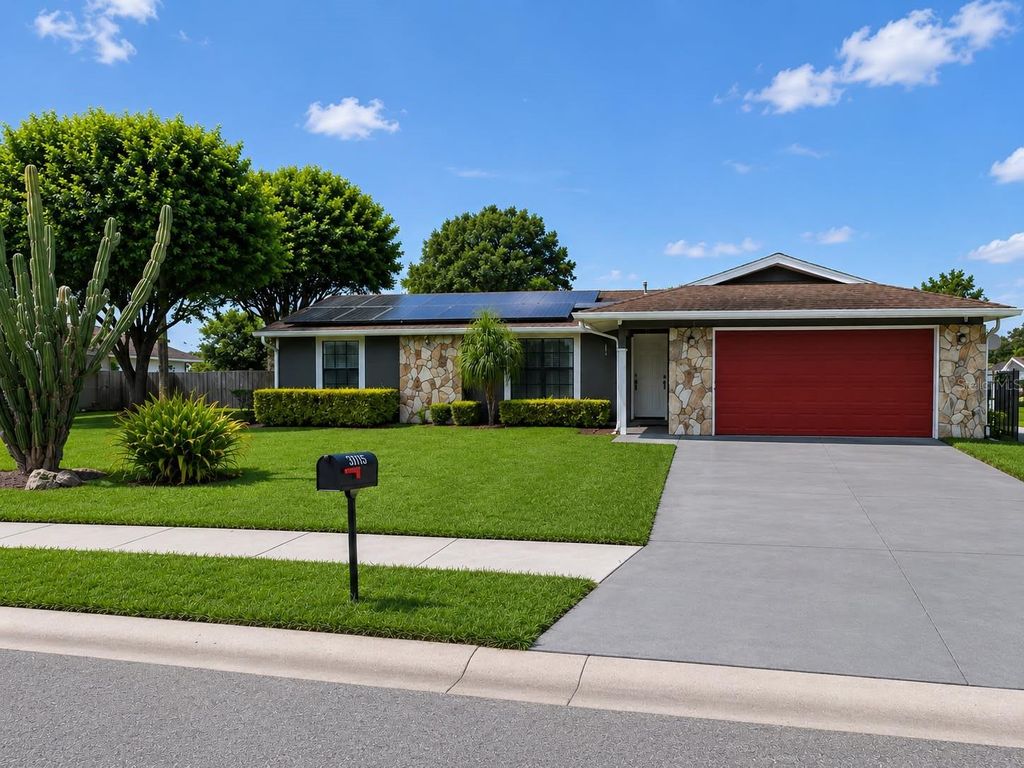 Photo of 3115 Lockwood Meadows Boulevard, Sarasota, FL 34234 (MLS # A4700309)