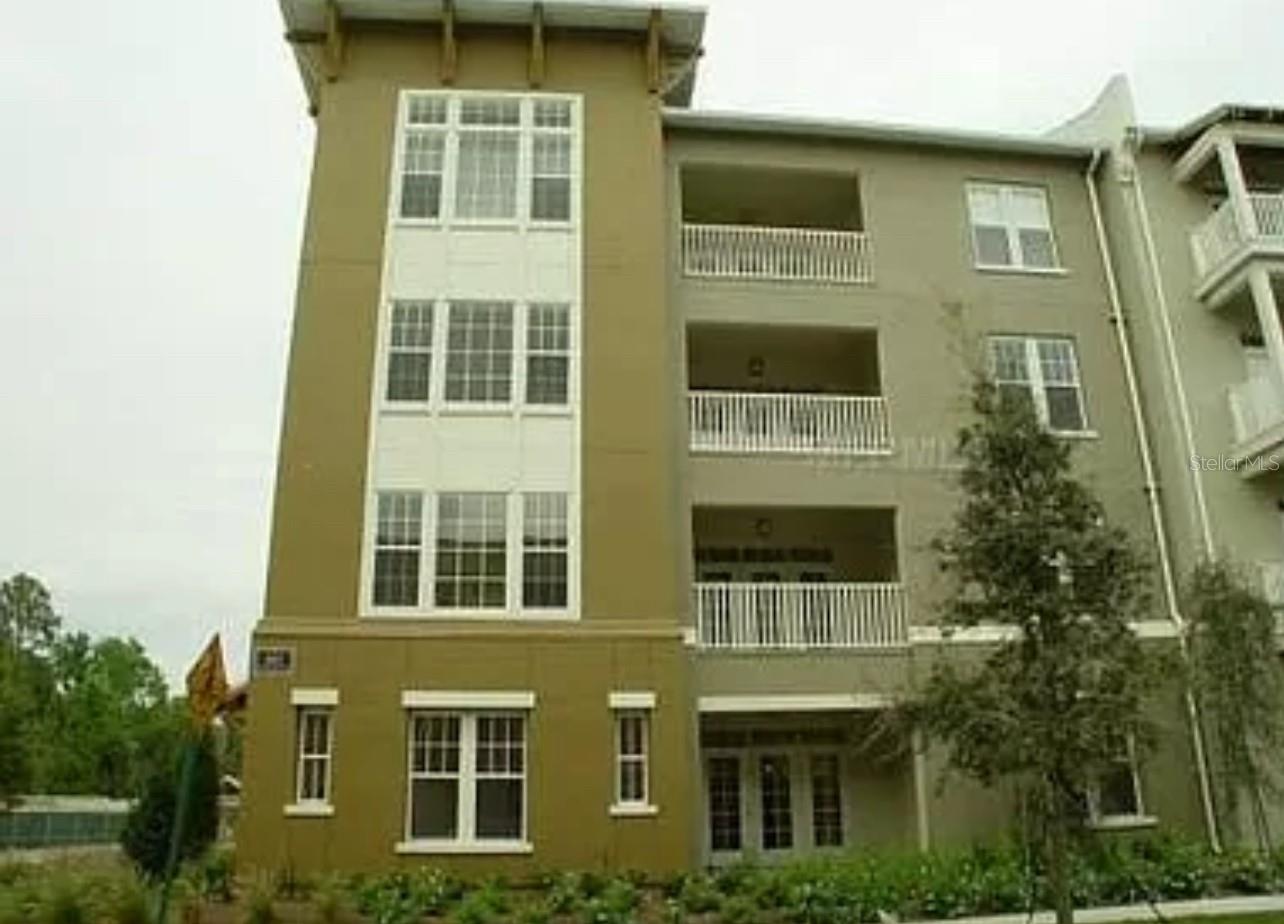 CONDO - PRIVATE, LUXURY living with AMAZING panoramic, serene VIEWS of the conservation from the TOP/4th floor of this amazing condo. LOTS OF NATURAL LIGHT!!! Vaulted ceiling, covered patio, hardwood and tile floors, MUST SEE!!! Over 2100 sq feet of living space. 4 bedrooms/2.5 baths/ 1 car garage. Kitchen boasts, granite, appliances and cherry cabinets. Use of Artisan Club. NO SMOKING/NO PETS please.