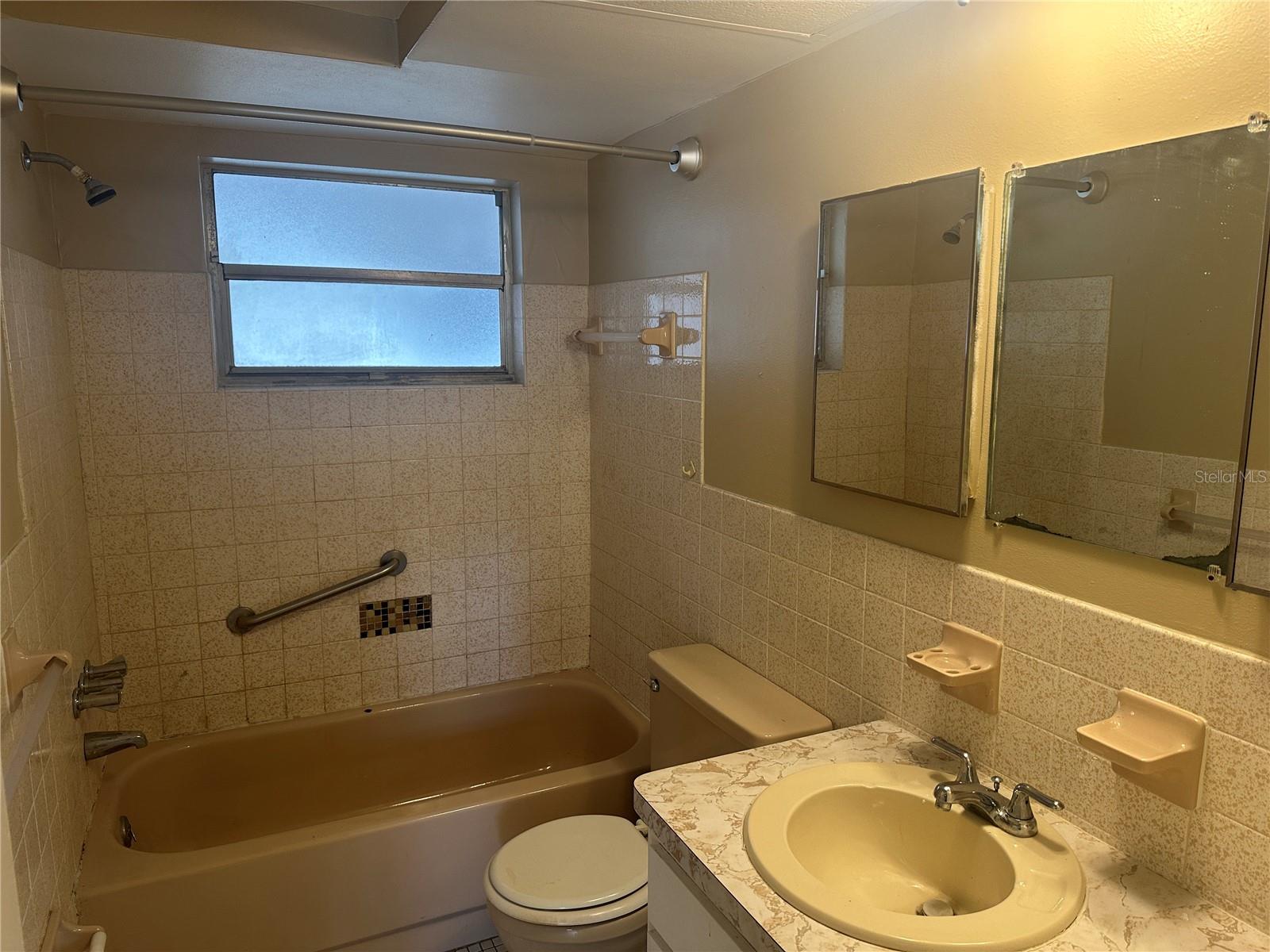 MAGNOLIA VALLEY - Residential Lease