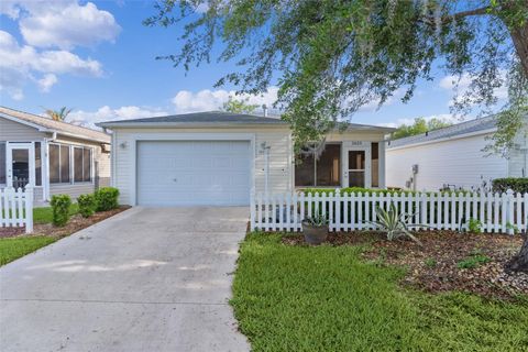 Photo of 2623 Ascot Loop, The Villages, FL 32162 (MLS # G5110340)