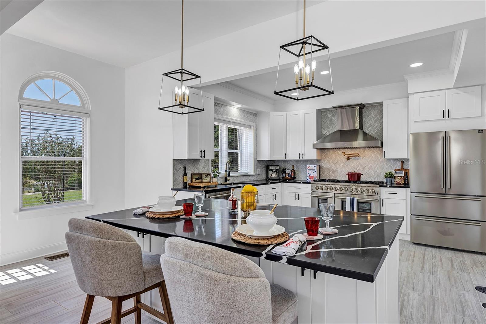 GRALYNN HEIGHTS UNIT 03 REP - Residential