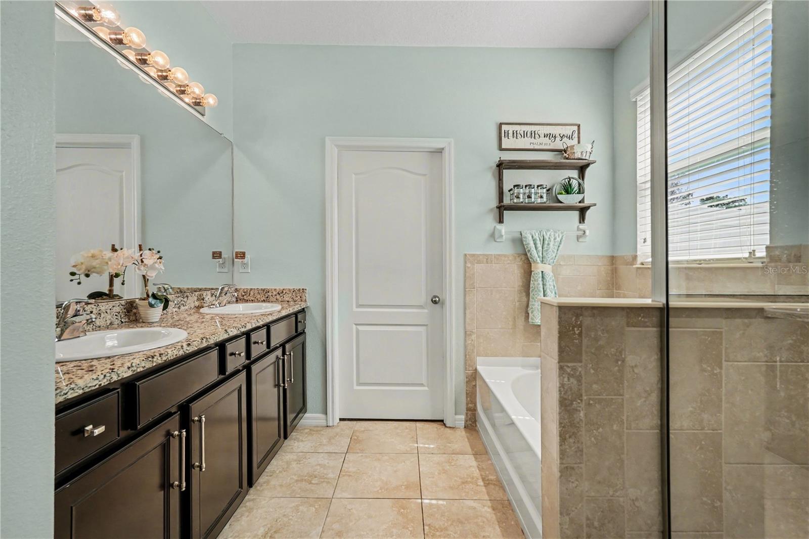 NEW RIVER LAKES PHASE 1 - Residential