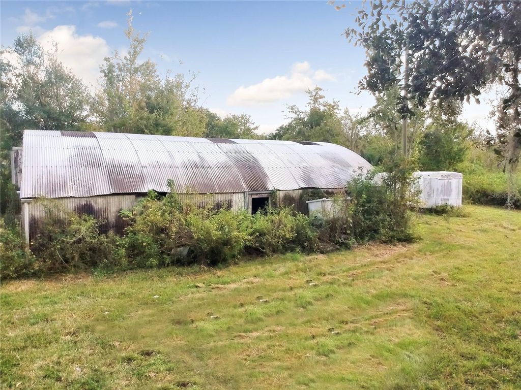 Photo of 200 W English Street, Plant City, FL 33563 (MLS # TB8415785)