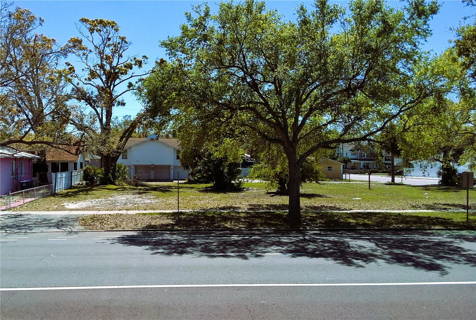 COLONIAL PLACE REV - Land