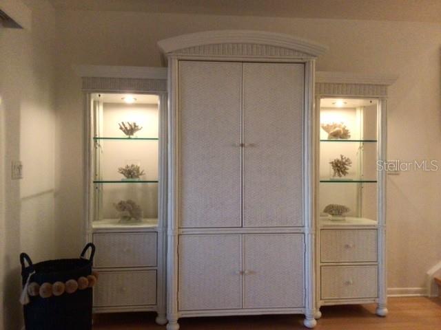 SUNDOWN COLONY - Residential