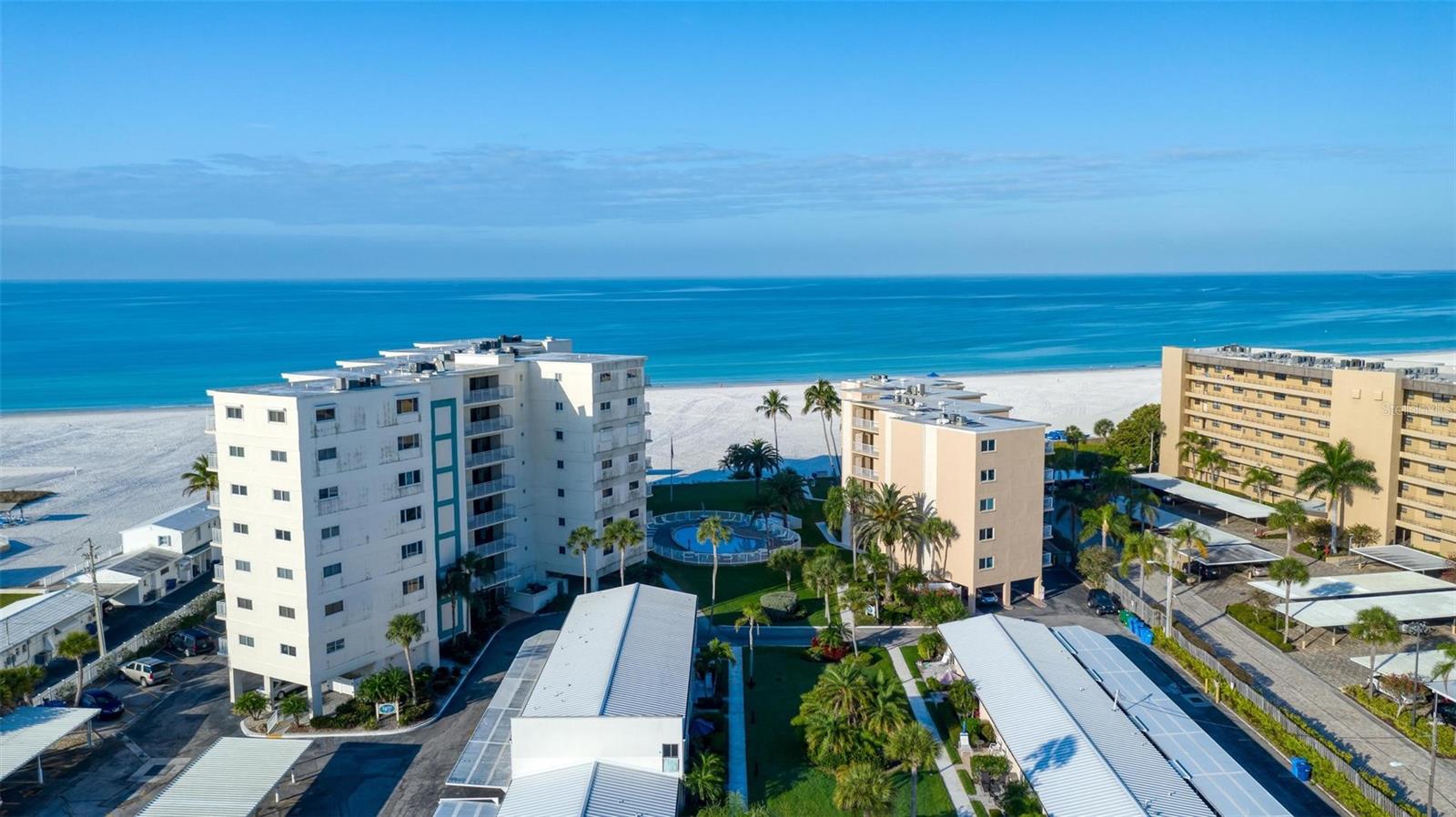 JAMAICA ROYALE - Residential