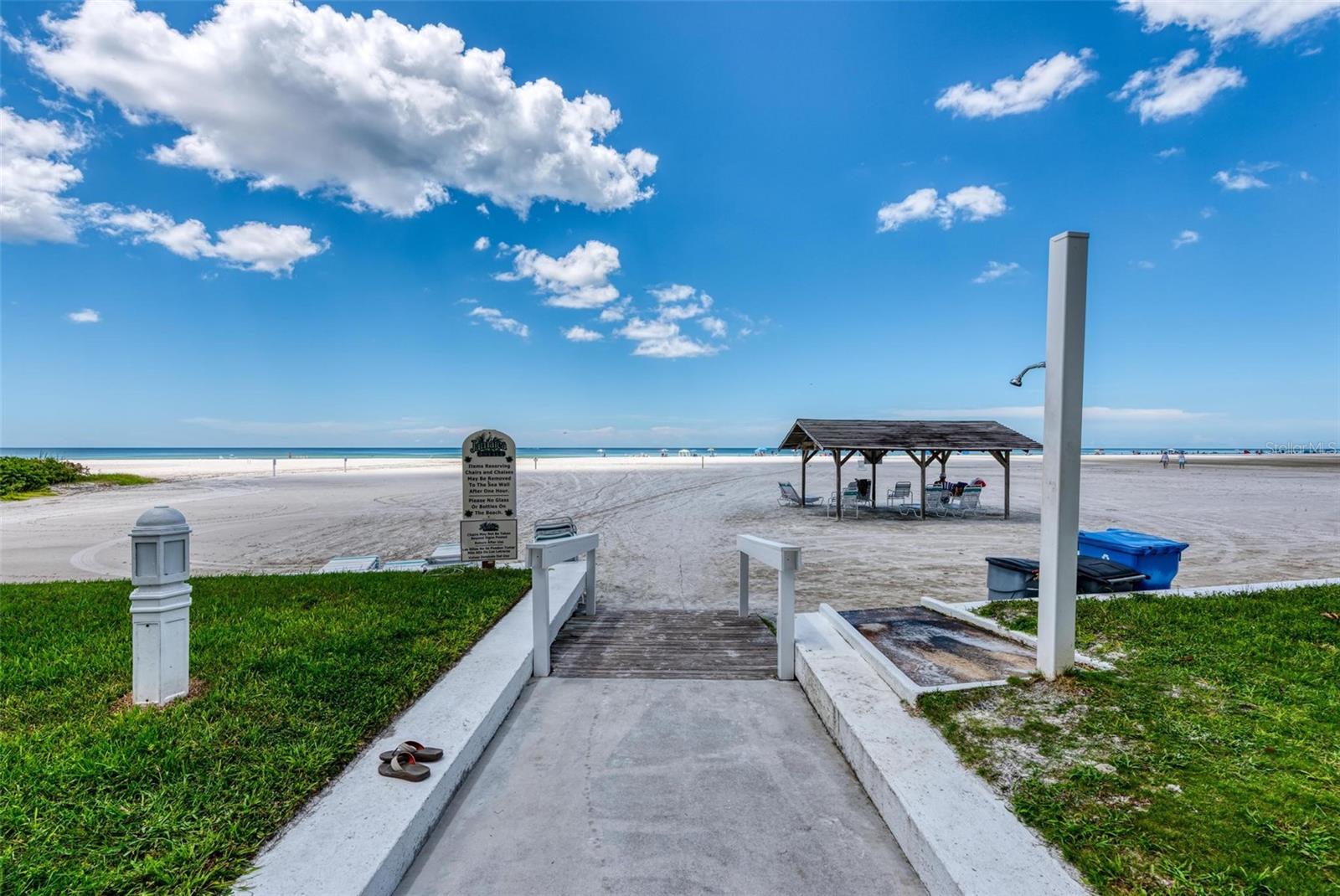 JAMAICA ROYALE - Residential