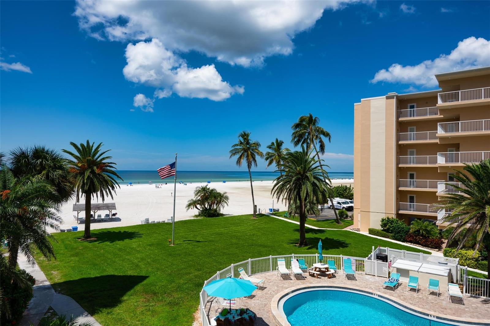 JAMAICA ROYALE - Residential