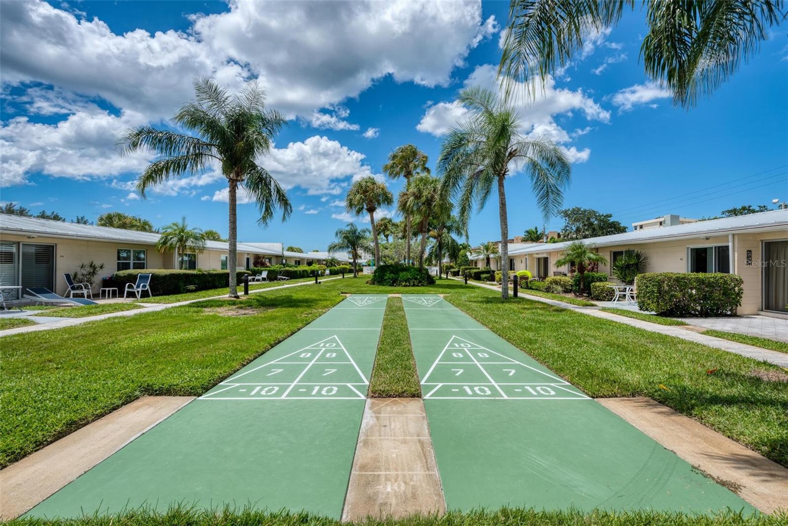 JAMAICA ROYALE - Residential