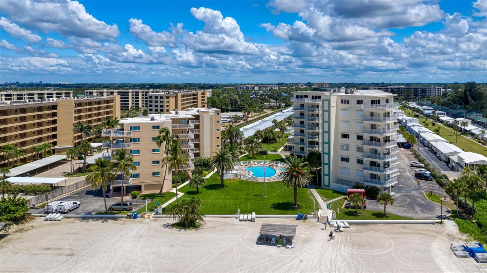 JAMAICA ROYALE - Residential