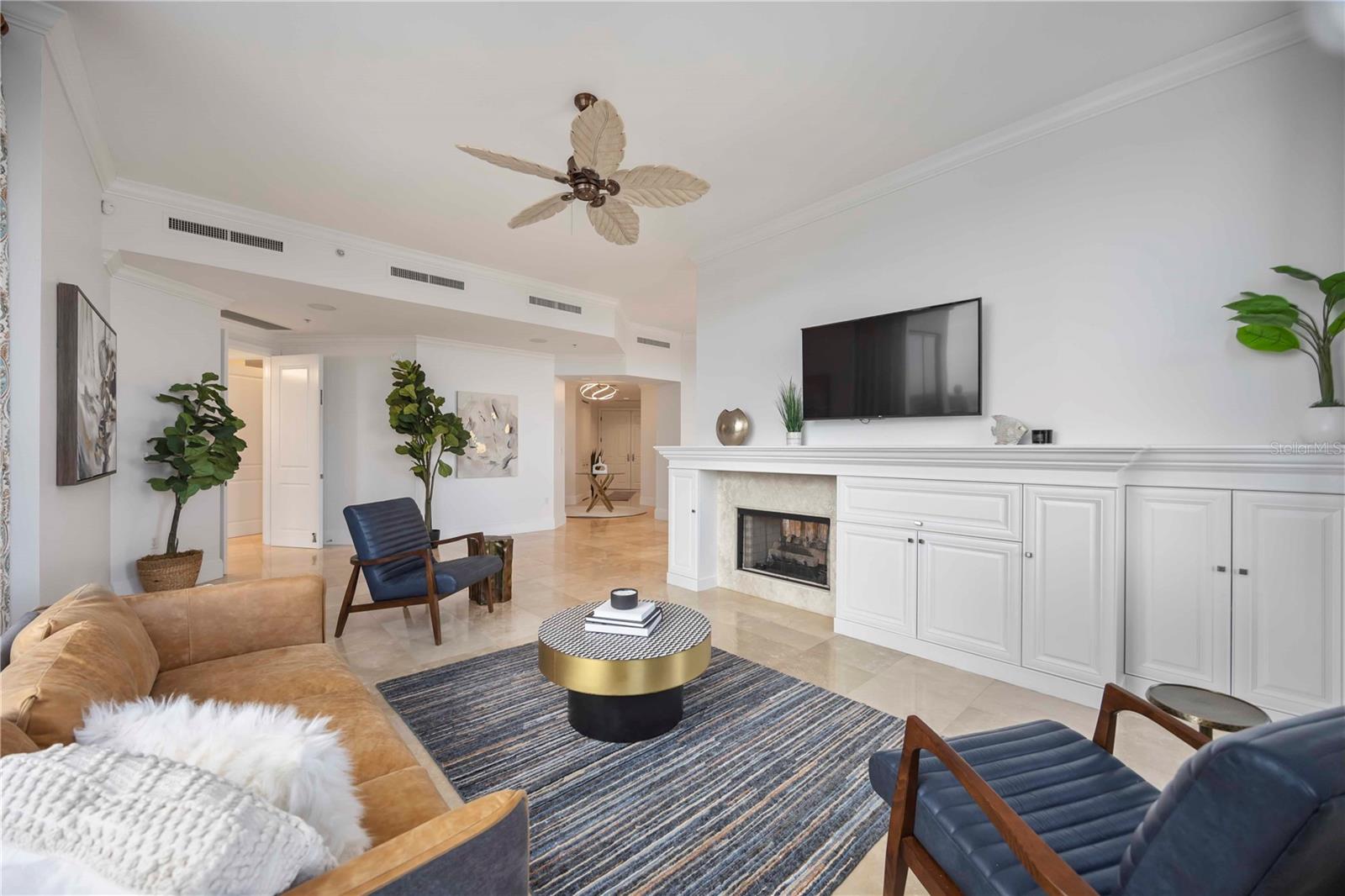 PLAZA AT 05 POINTS RESIDENCES - Residential Lease