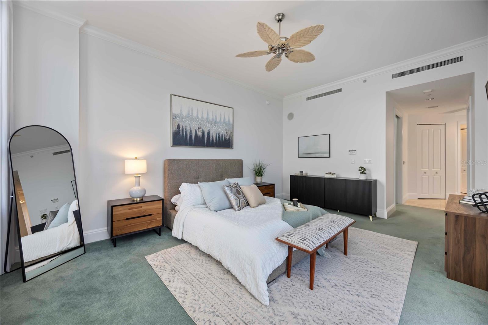 PLAZA AT 05 POINTS RESIDENCES - Residential Lease