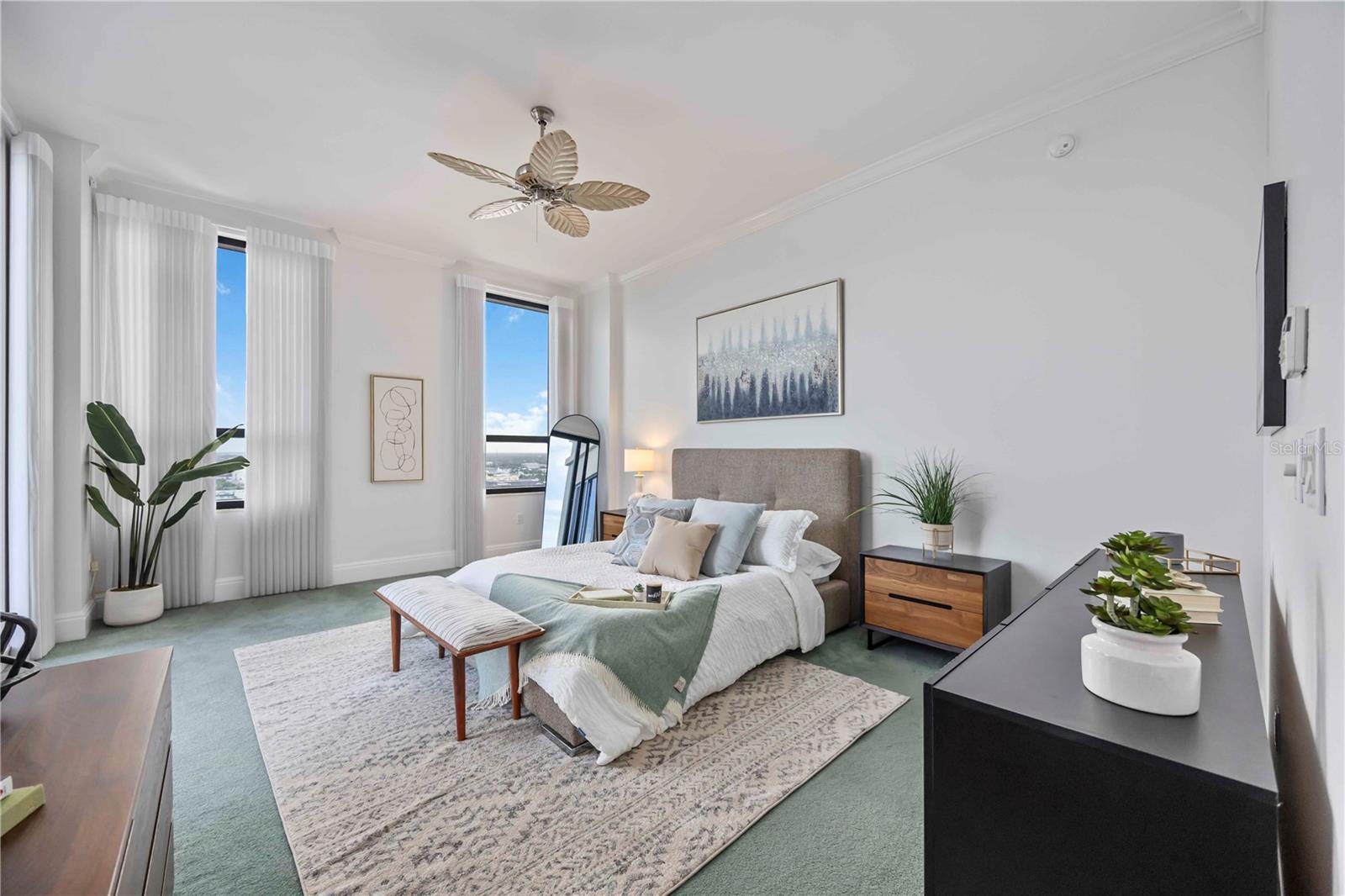 PLAZA AT 05 POINTS RESIDENCES - Residential Lease