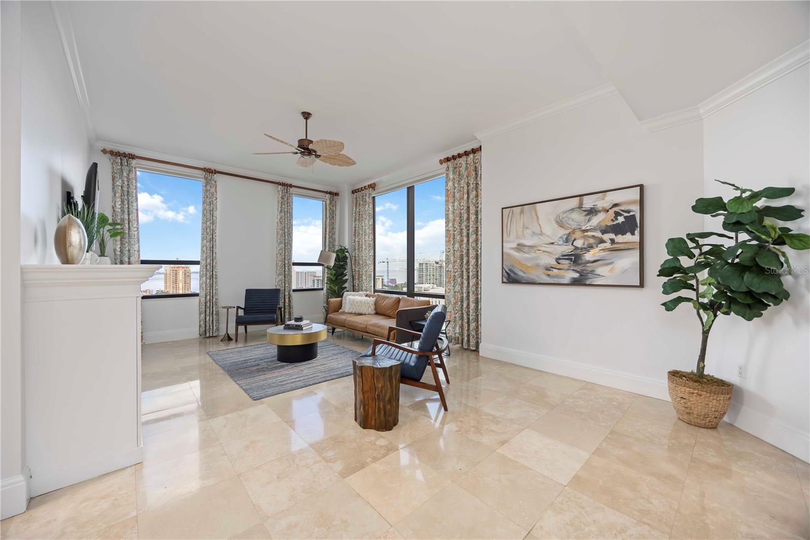 PLAZA AT 05 POINTS RESIDENCES - Residential Lease