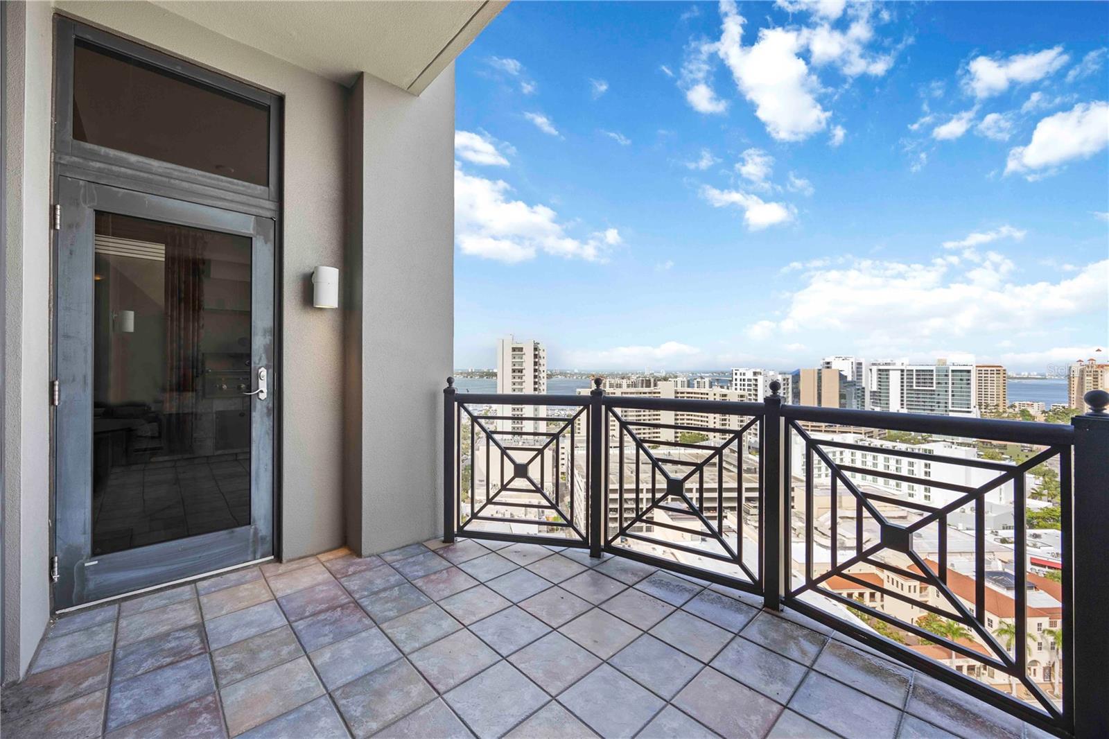 PLAZA AT 05 POINTS RESIDENCES - Residential Lease