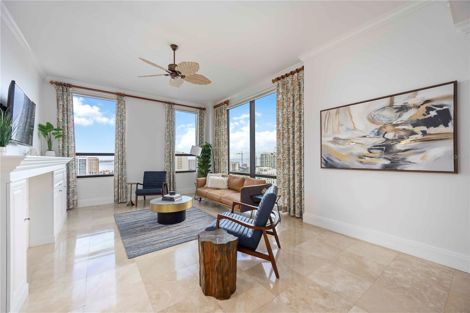 PLAZA AT 05 POINTS RESIDENCES - Residential Lease