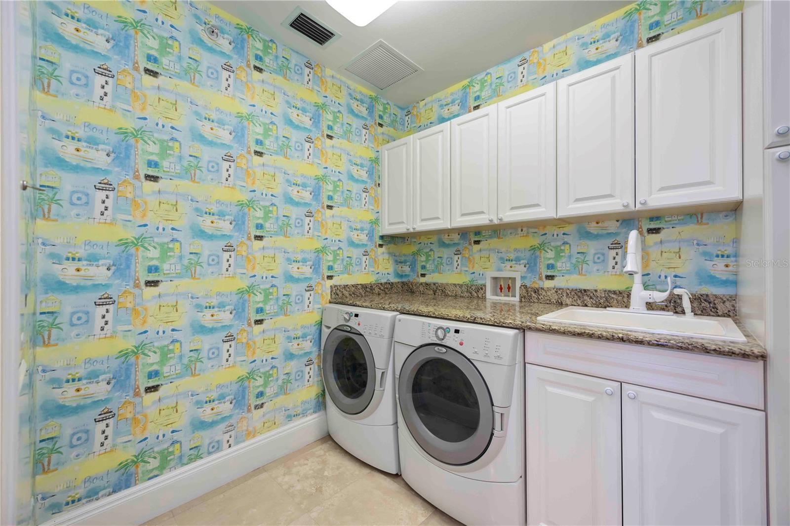 PLAZA AT 05 POINTS RESIDENCES - Residential Lease