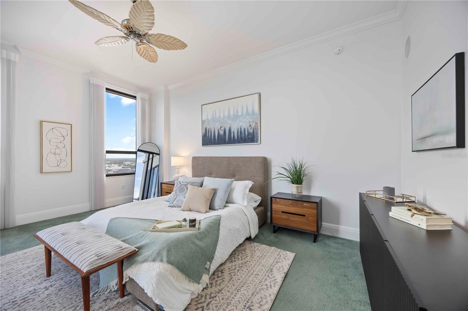 PLAZA AT 05 POINTS RESIDENCES - Residential Lease