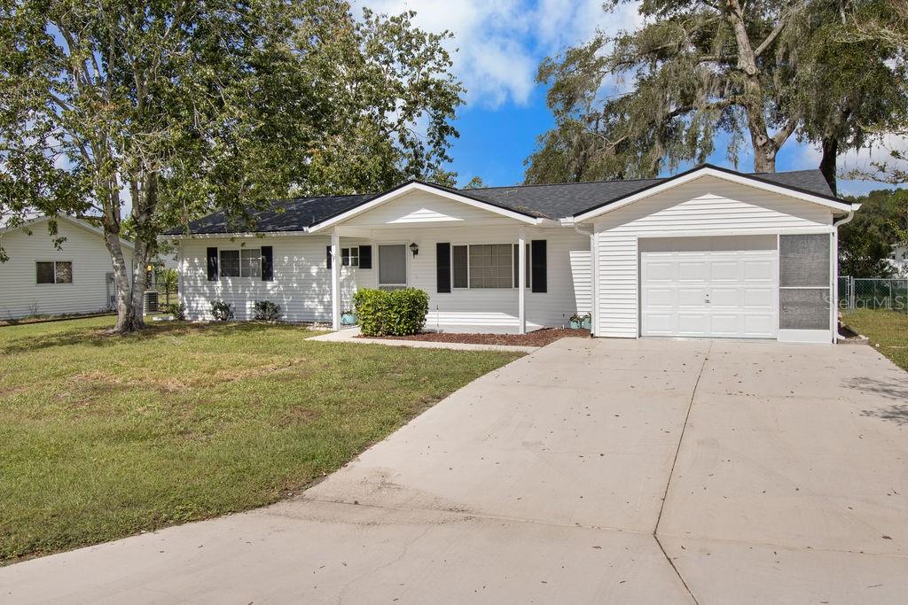 PALM CAY UN 02 & REPLAT/TRACTS - Residential