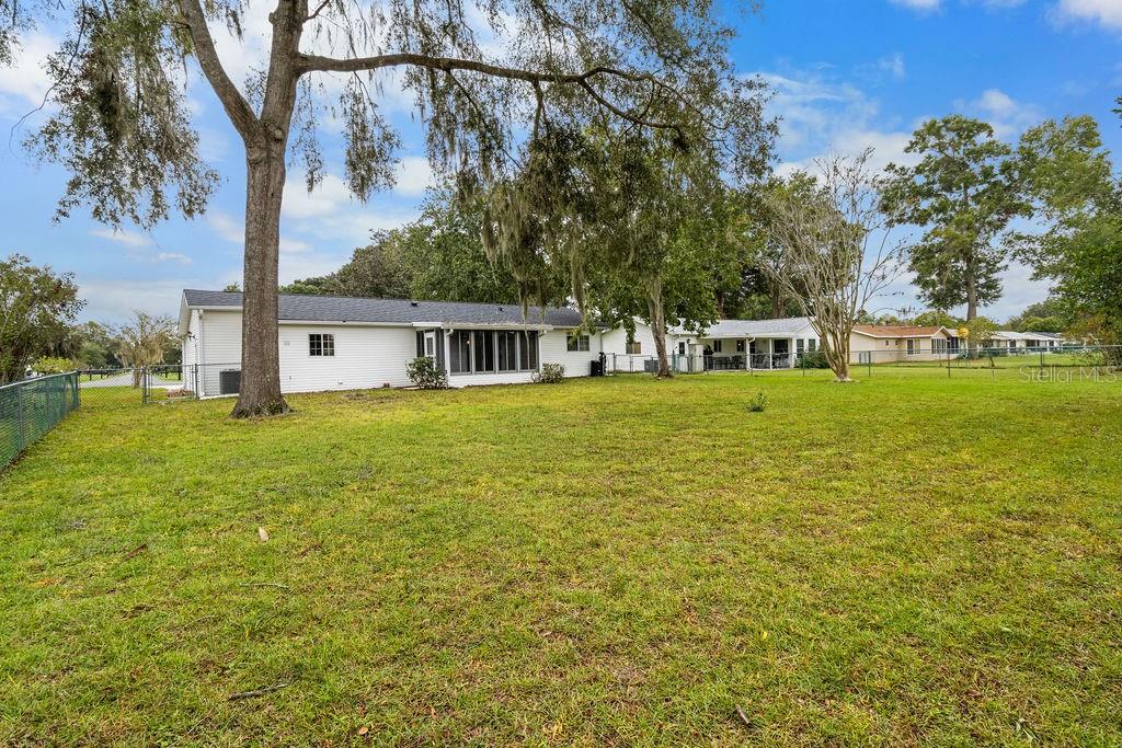 PALM CAY UN 02 & REPLAT/TRACTS - Residential