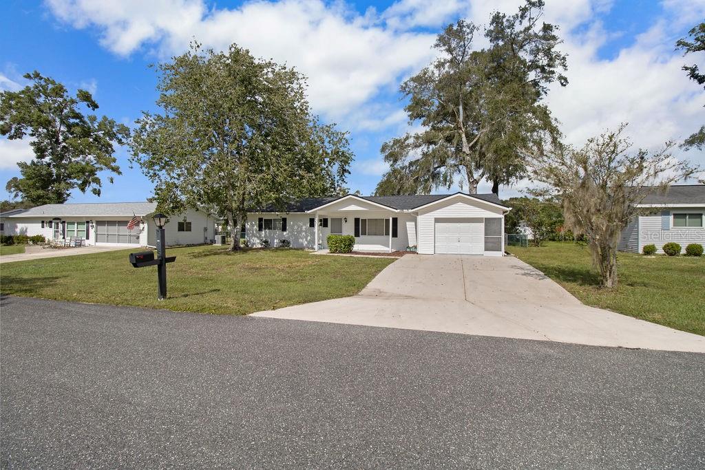 PALM CAY UN 02 & REPLAT/TRACTS - Residential