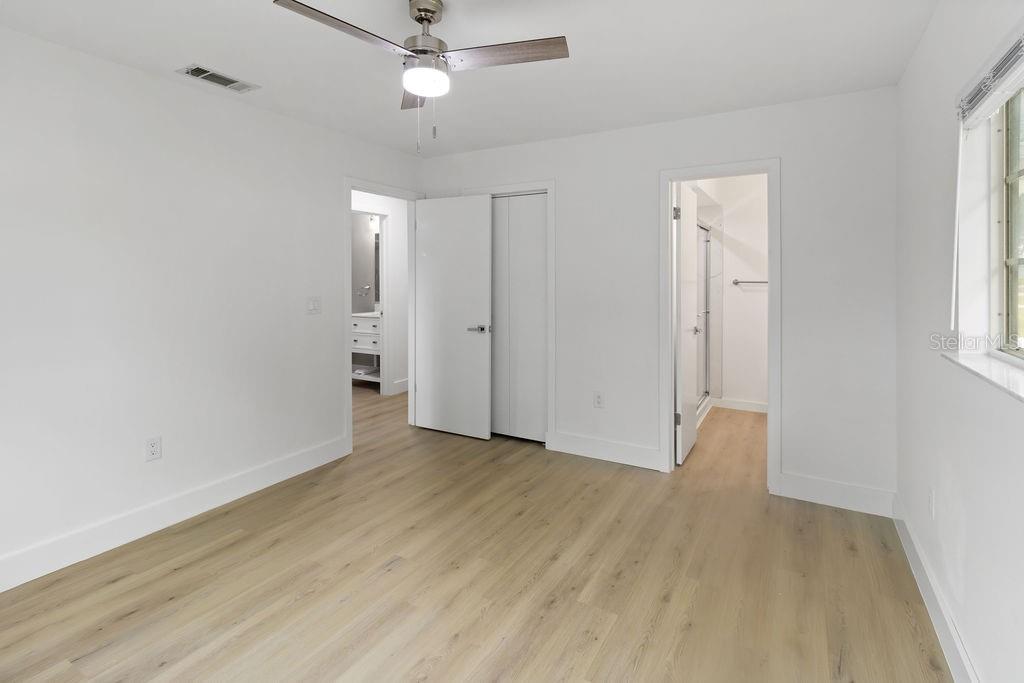 PALM CAY UN 02 & REPLAT/TRACTS - Residential
