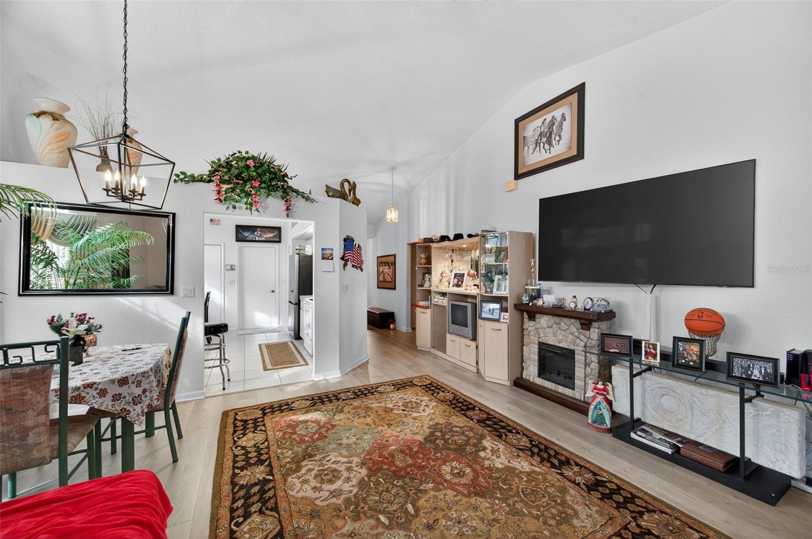 GLEN HILLS VILLAGE - Residential