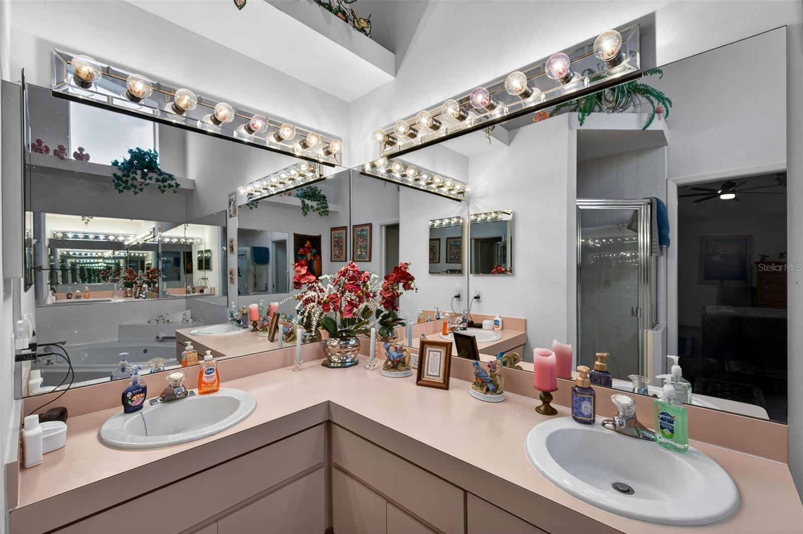 GLEN HILLS VILLAGE - Residential