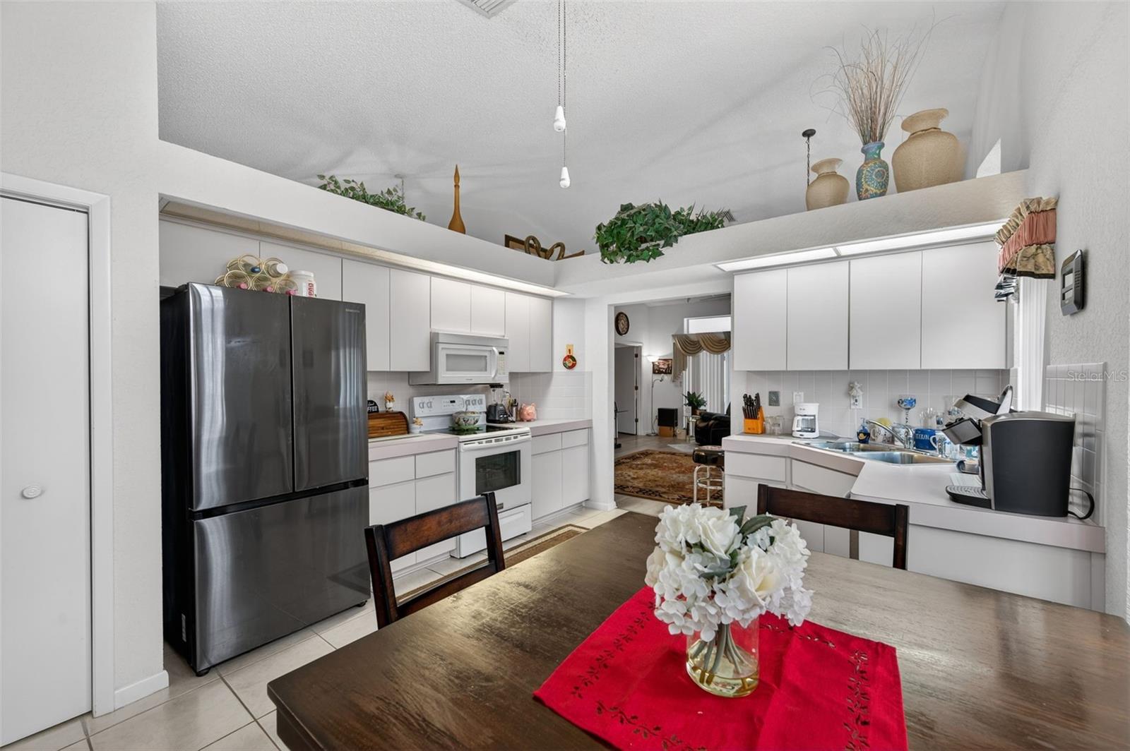 GLEN HILLS VILLAGE - Residential