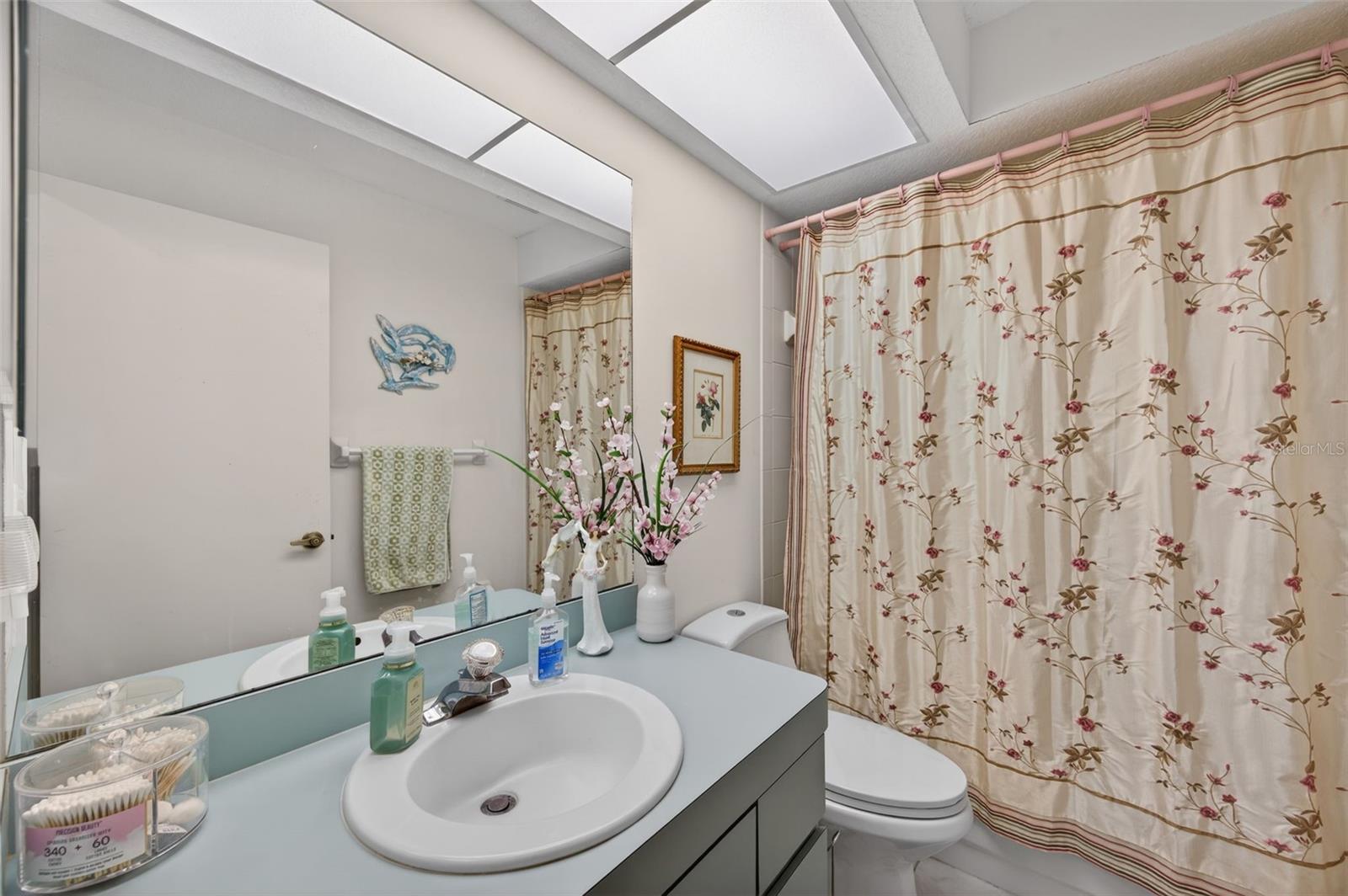 GLEN HILLS VILLAGE - Residential