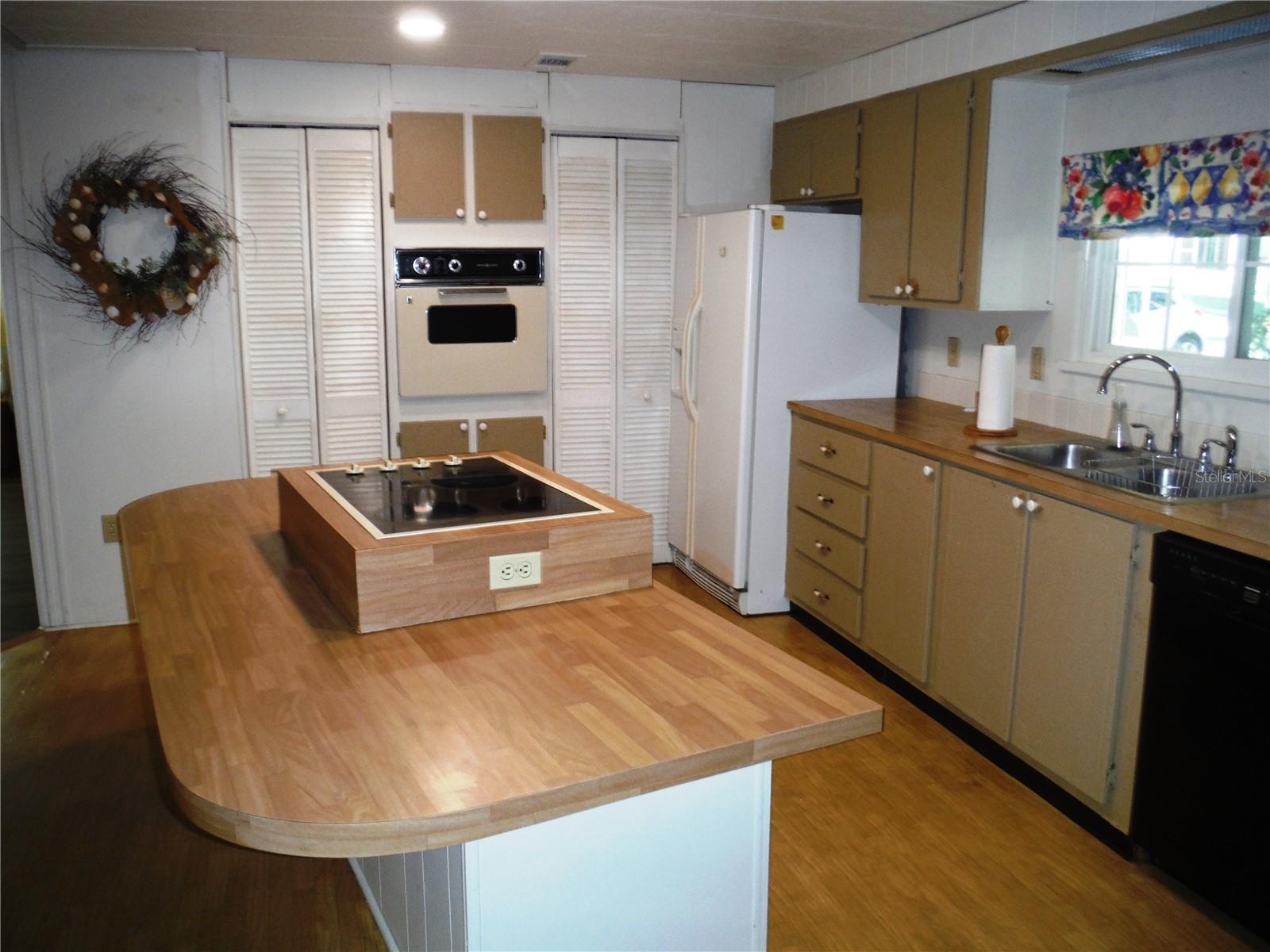 BRIAR CREEK MOBILE HOME COMMUNITY II CONDO - Residential