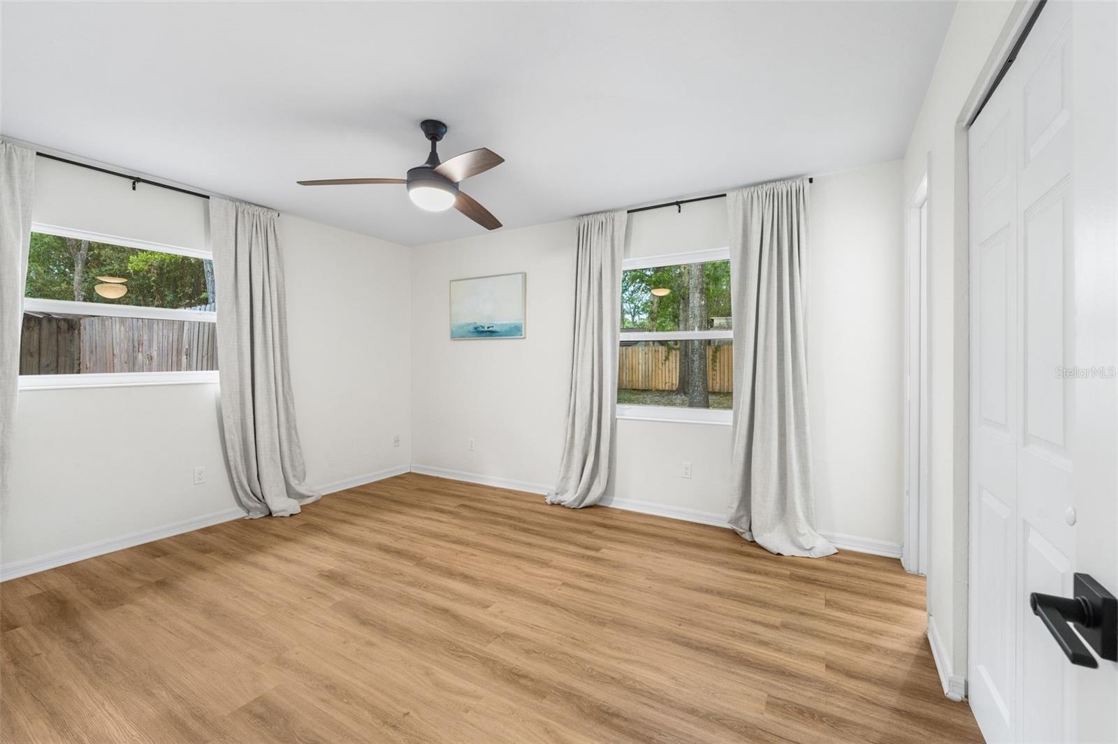 PARADISE PINES - Residential