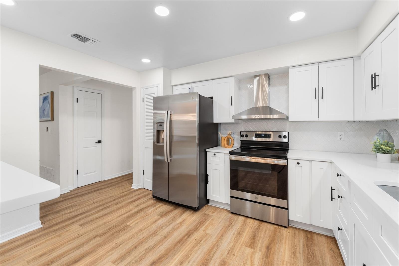 PARADISE PINES - Residential