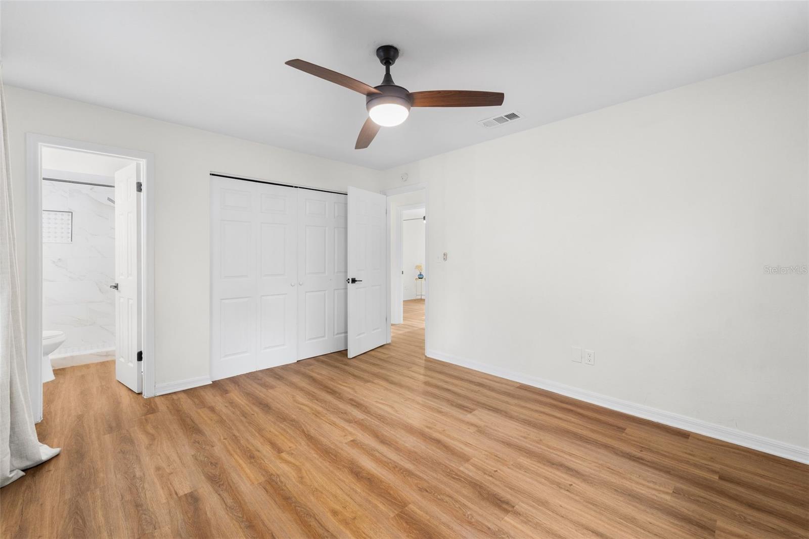 PARADISE PINES - Residential